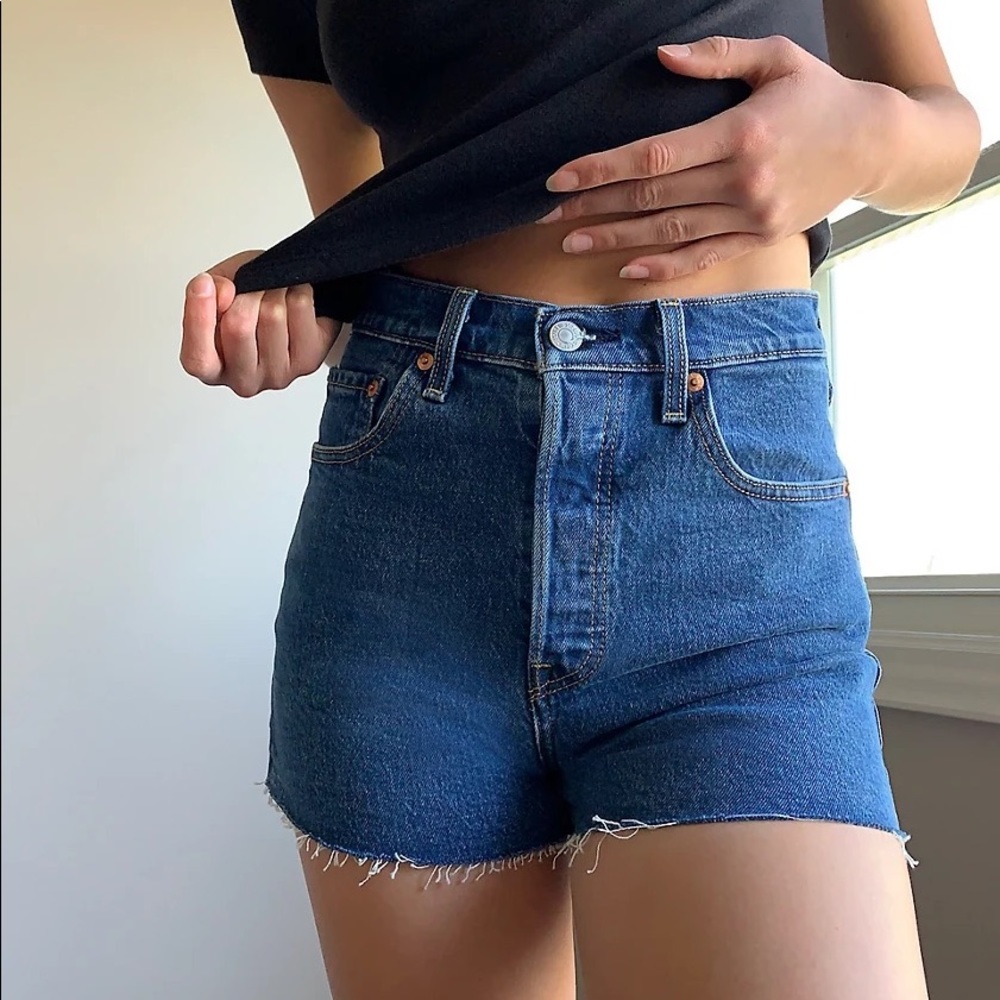 Levi’s premium ribcage denim shorts